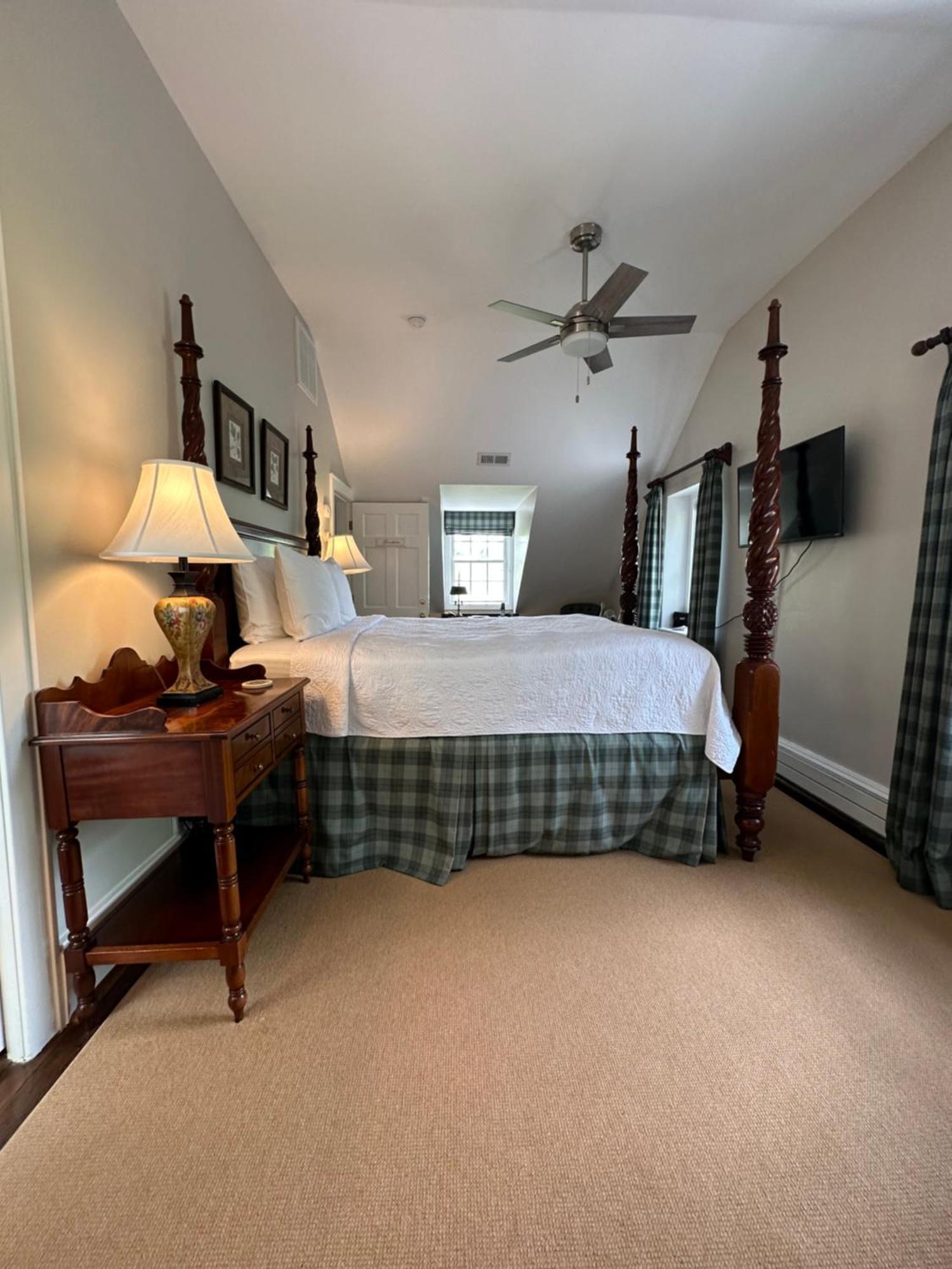 Goodstone Inn & Restaurant Middleburg Quarto foto